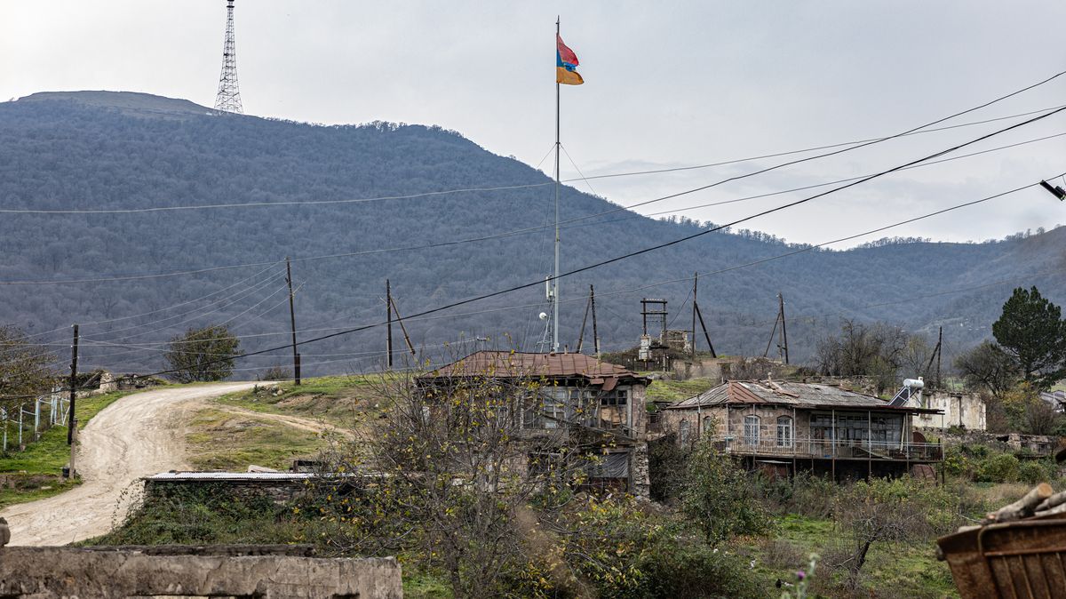 Arménie souhlasí s vrácením čtyř okupovaných vsí Ázerbájdžánu